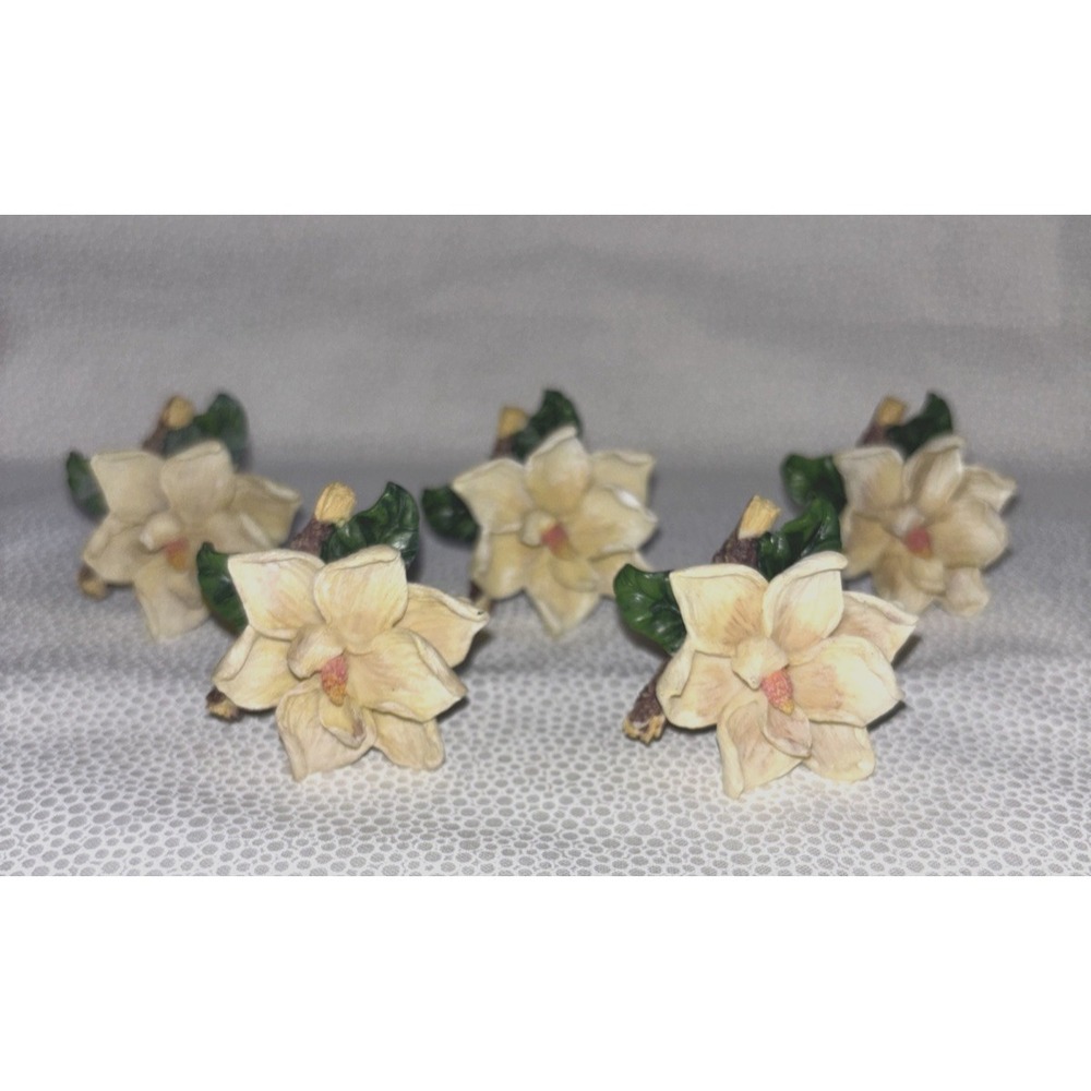 Magnolia Drawer Pulls. Set Of Five. Plastic/Resin.